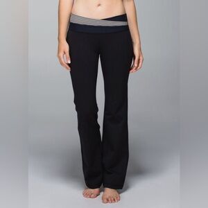 Lululemon Astro Pant Full-On Luon black size 10 gym yoga running